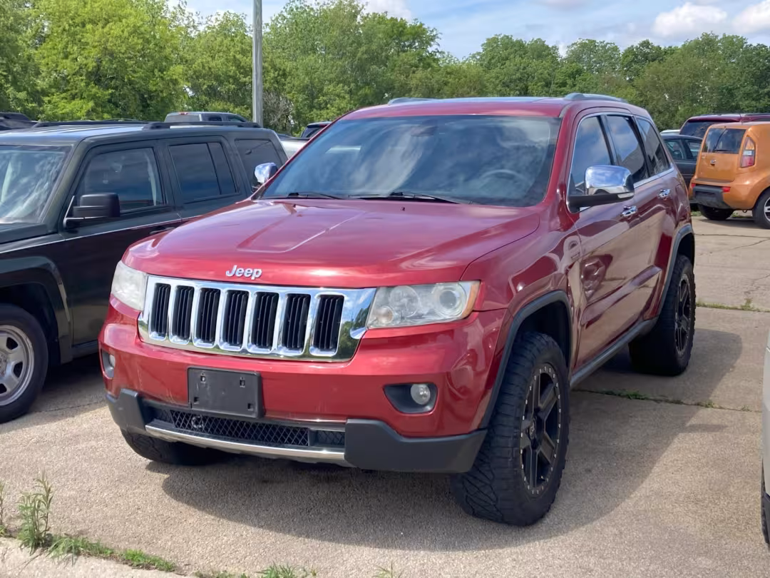 2011 Jeep Grand Cherokee - 1J4RR5GT9BC700752 - Image #1